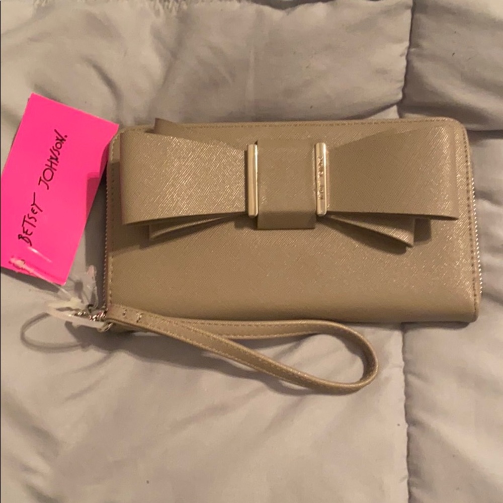 Betsy Johnson wristlet